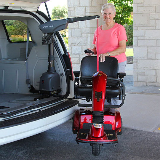 Scooter lift for automobile